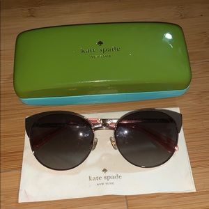 Kate Spade Sunglasses! With case and cleaner!